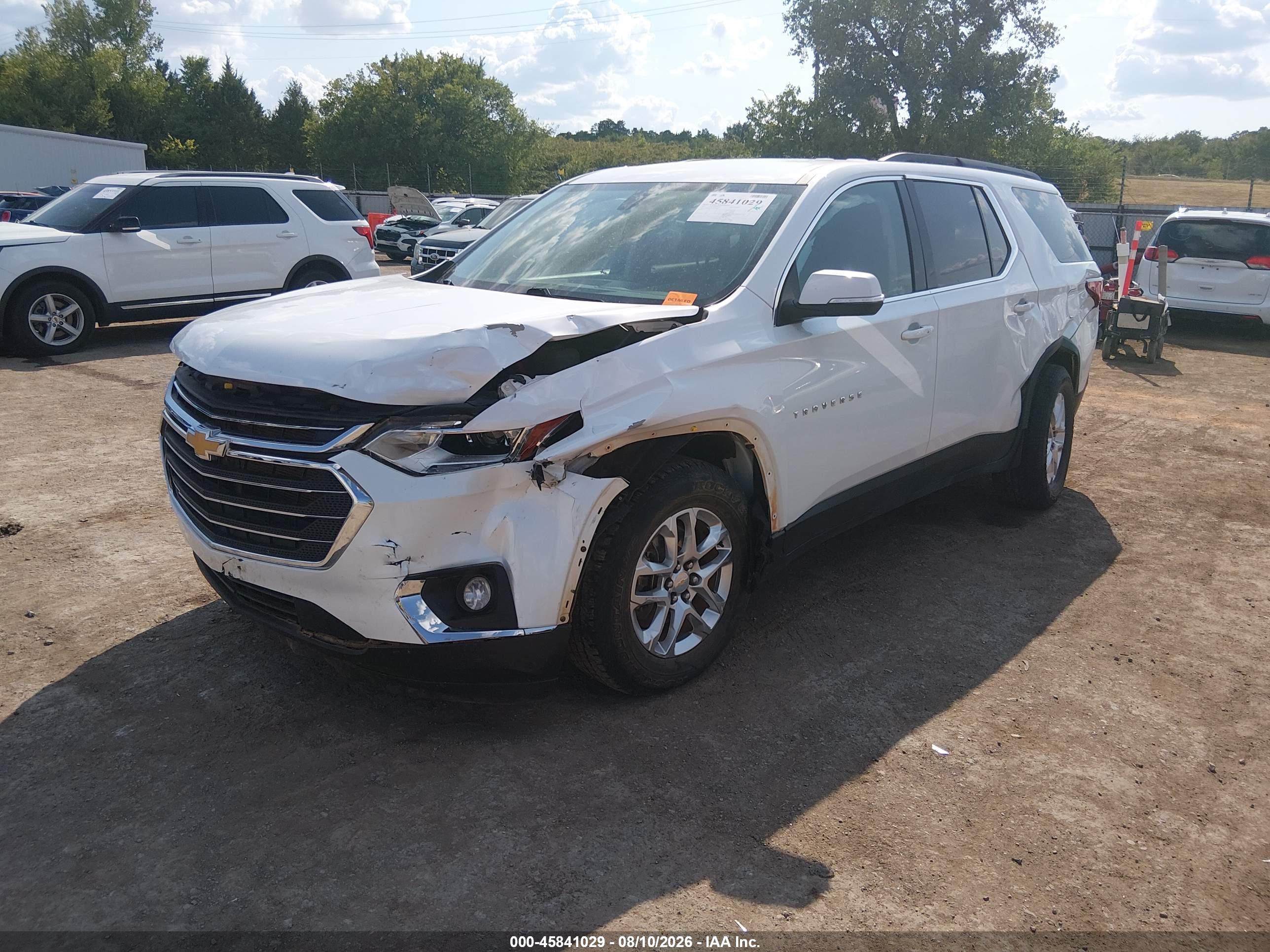 2021 CHEVROLET TRAVERSE FWD LT CLOTH — I2