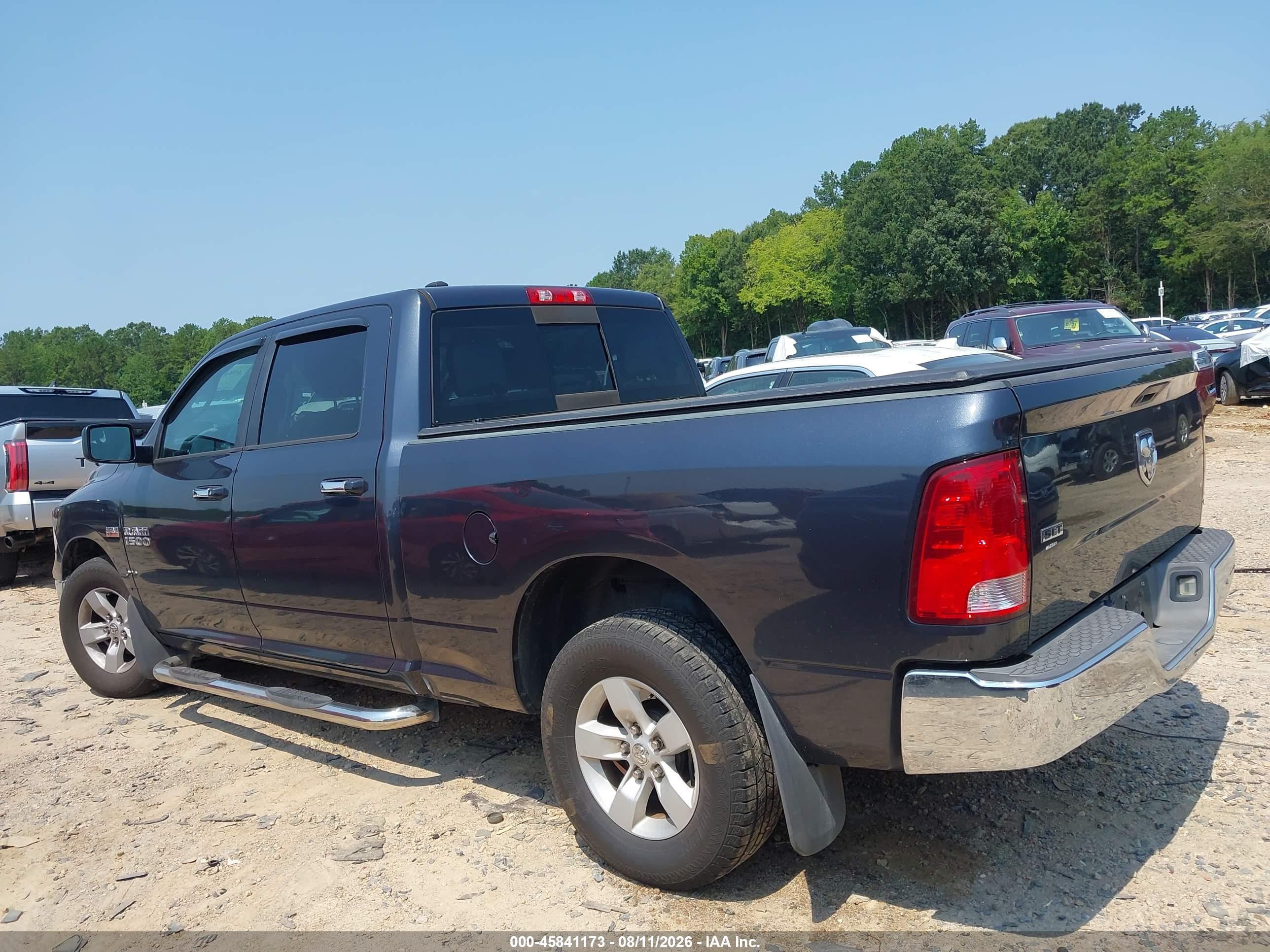 2018 RAM 1500 SLT  4X2 6'4 BOX