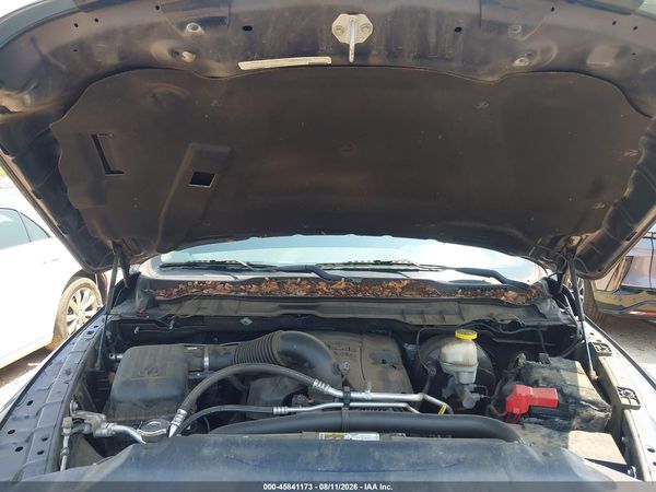 2018 RAM 1500 SLT  4X2 6'4 BOX