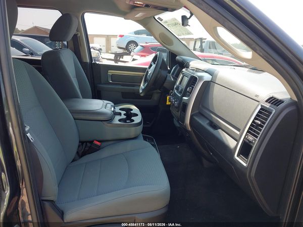 2018 RAM 1500 SLT  4X2 6'4 BOX