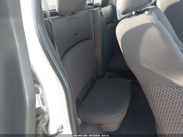 2019 NISSAN FRONTIER SV-I4 — I8