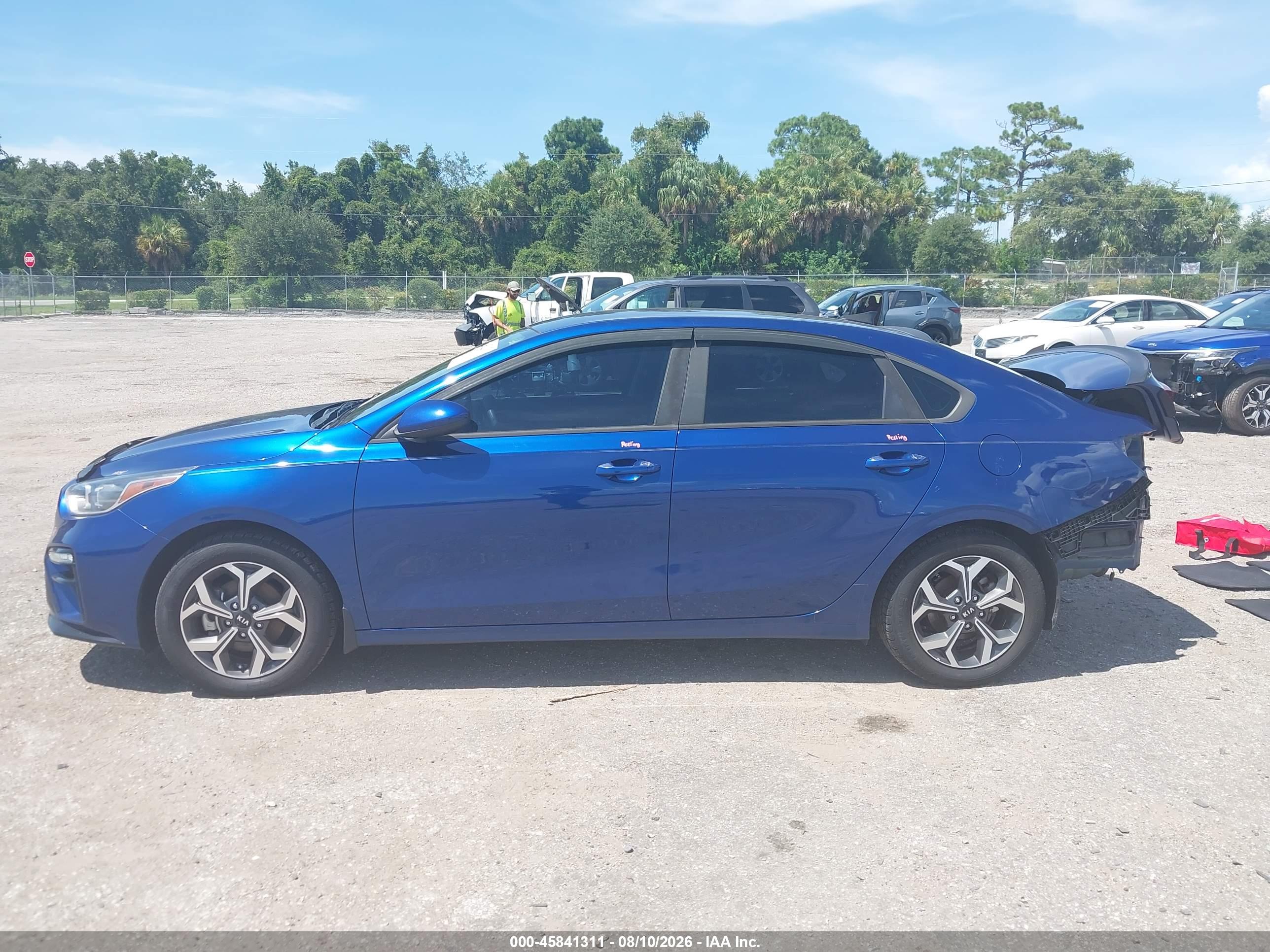 2019 KIA FORTE LXS