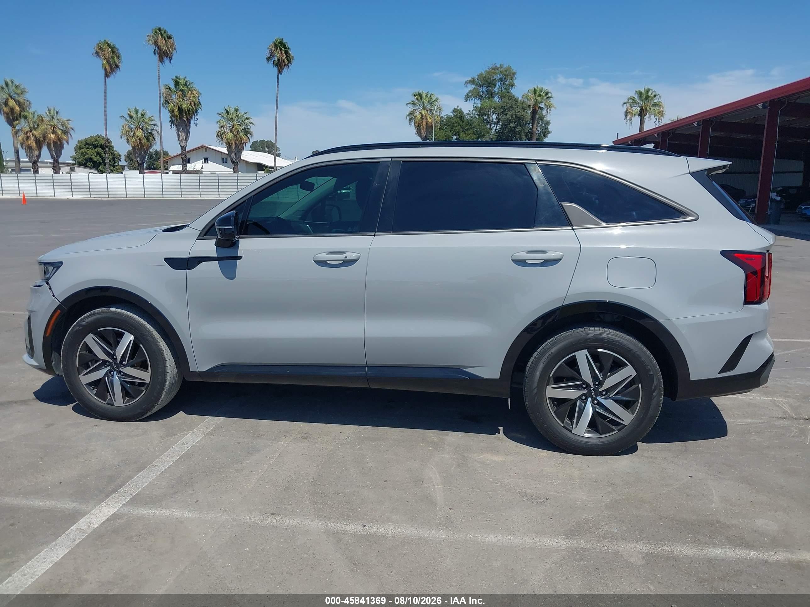 2022 KIA SORENTO EX