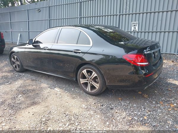 2019 MERCEDES-BENZ E 300 4MATIC