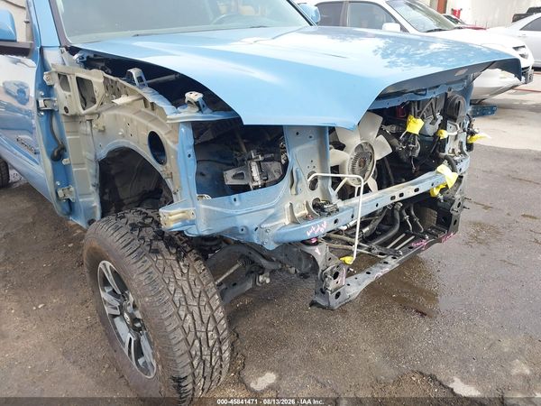 2019 TOYOTA TACOMA SR5