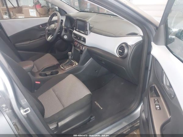 2020 HYUNDAI KONA SE