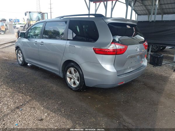 2015 TOYOTA SIENNA LE 8 PASSENGER