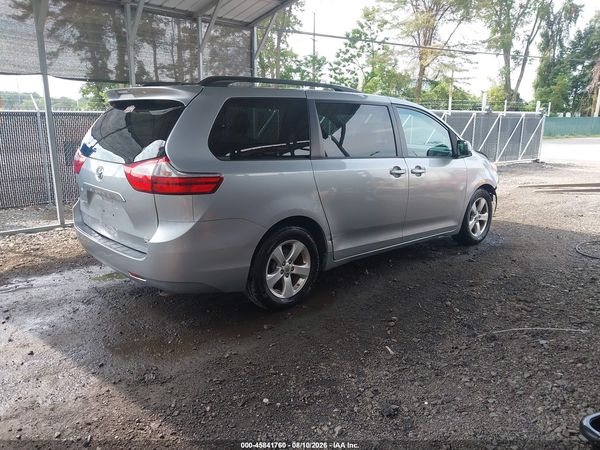 2015 TOYOTA SIENNA LE 8 PASSENGER