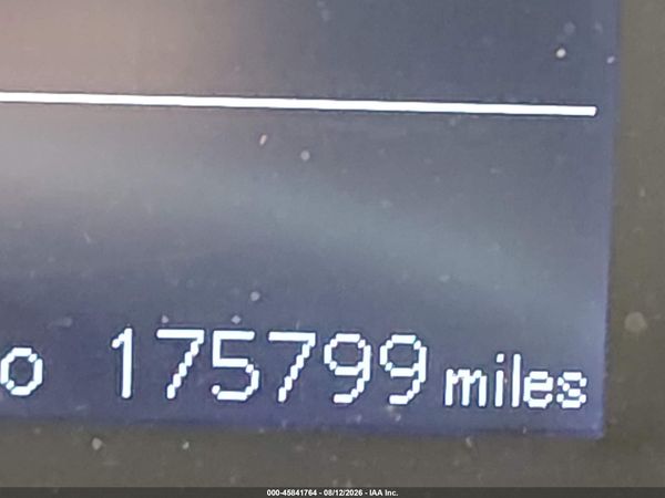 2015 TOYOTA SIENNA LE 8 PASSENGER