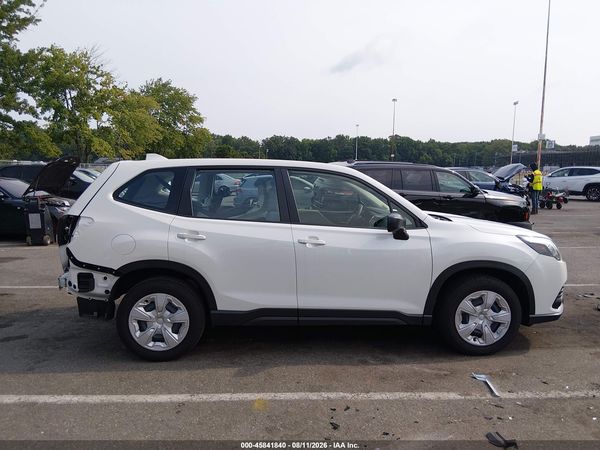 2023 SUBARU FORESTER Base ES