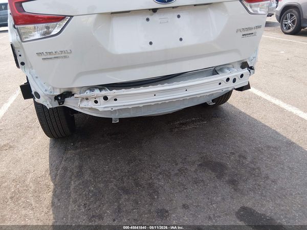 2023 SUBARU FORESTER Base ES