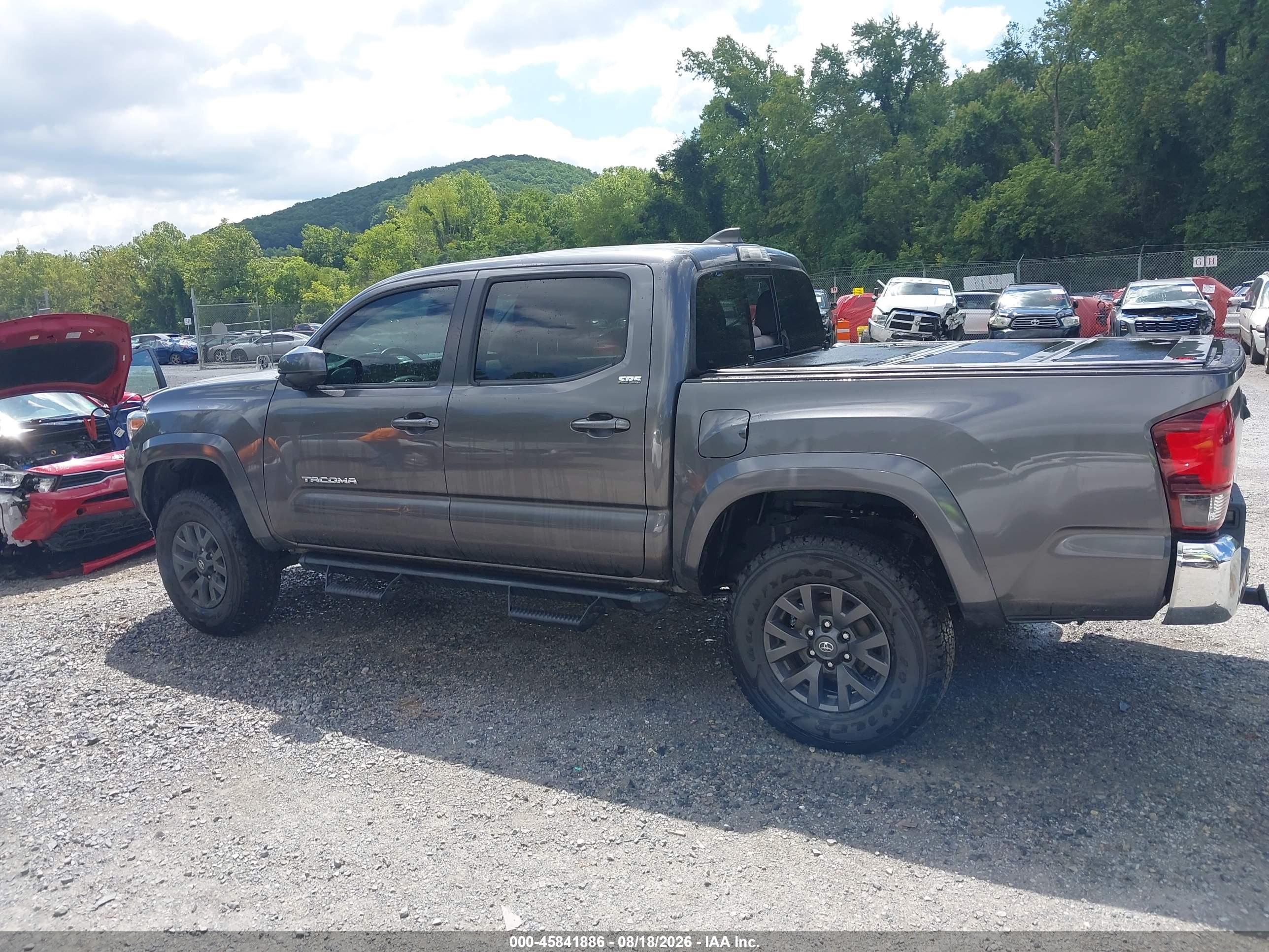 2021 TOYOTA TACOMA SR5 V6