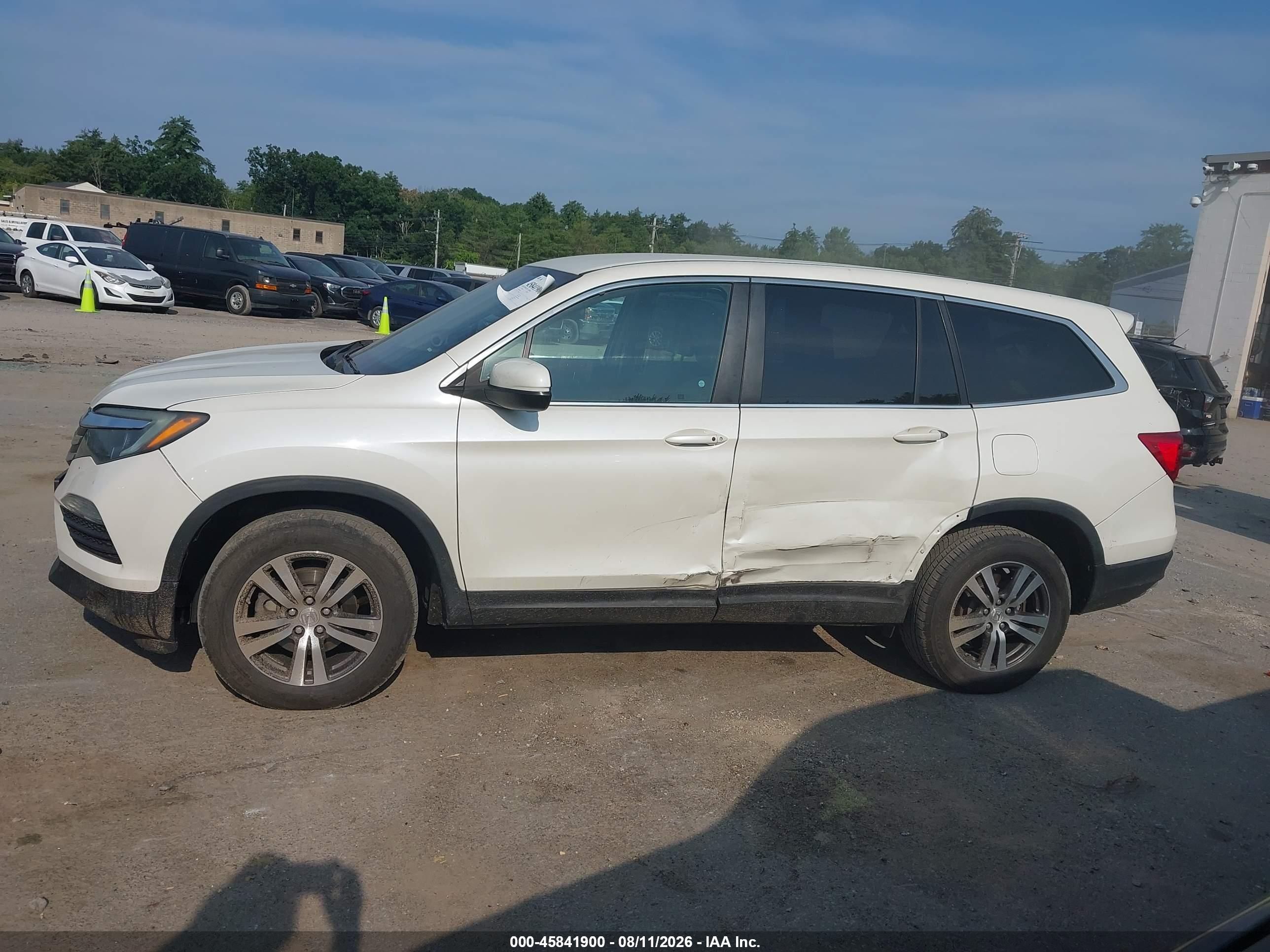 2017 HONDA PILOT EX