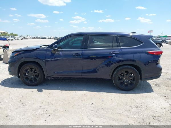 2022 TOYOTA HIGHLANDER L