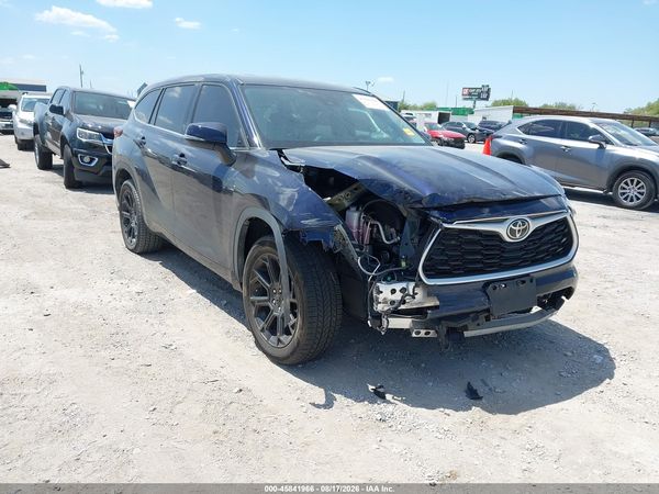 2022 TOYOTA HIGHLANDER L
