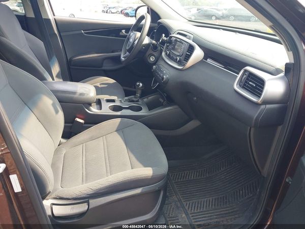 2016 KIA SORENTO 2.4L LX