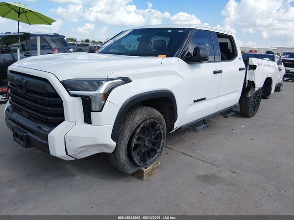 2023 TOYOTA TUNDRA SR5