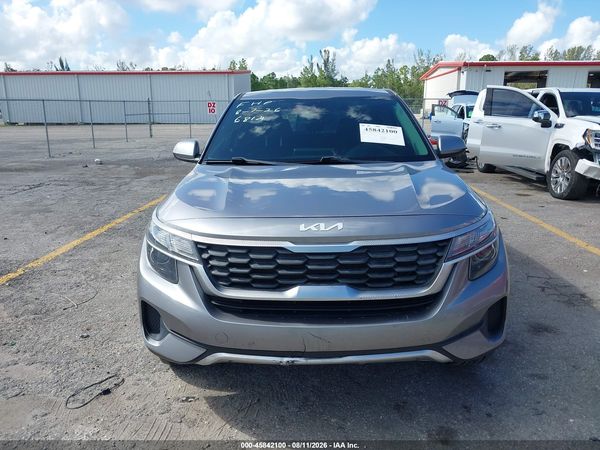 2022 KIA SELTOS LX