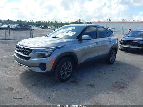 2022 KIA SELTOS LX