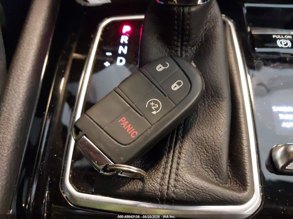 2024 JEEP COMPASS LIMITED 4X4 — I11