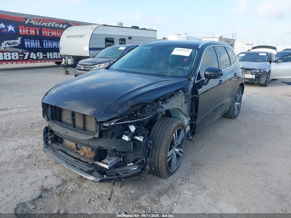 2021 VOLVO XC60 T5 MOMENTUM