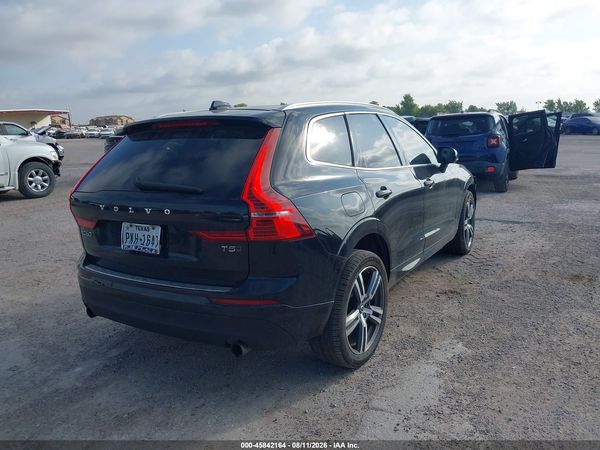 2021 VOLVO XC60 T5 MOMENTUM