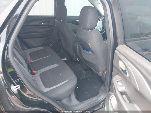 2025 CHEVROLET TRAILBLAZER AWD LT — I8