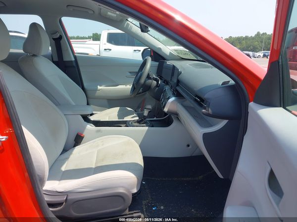 2024 HYUNDAI KONA SE