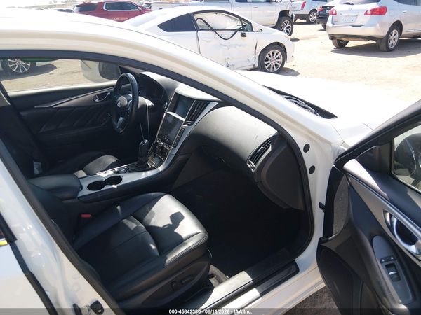 2021 INFINITI Q50 LUXE