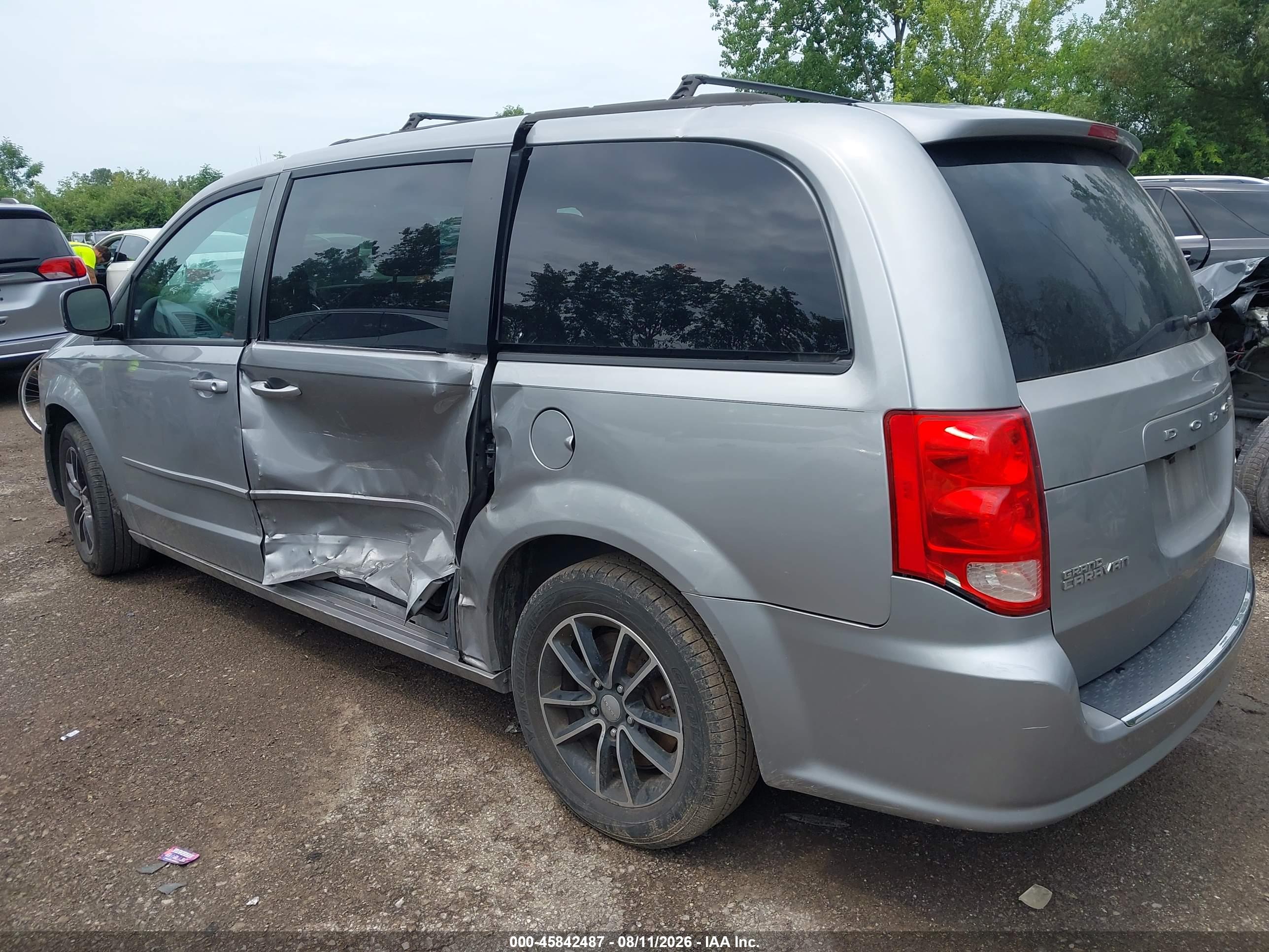 2017 DODGE GRAND CARAVAN GT