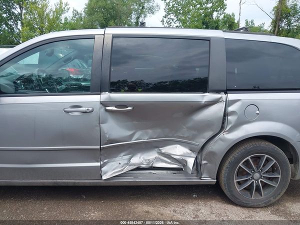 2017 DODGE GRAND CARAVAN GT