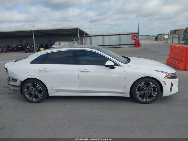 2022 KIA K5 EX