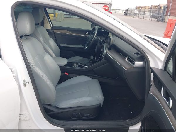 2022 KIA K5 EX