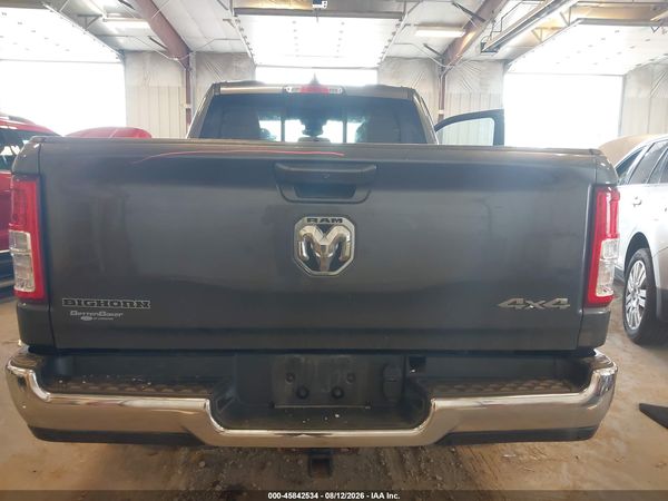 2022 RAM 1500 BIG HORN  4X4 6'4 BOX