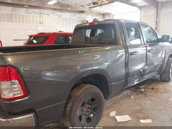 2022 RAM 1500 BIG HORN  4X4 6'4 BOX