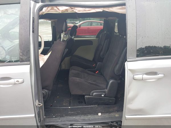 2014 DODGE GRAND CARAVAN SE 30TH ANNIVERSARY — I8