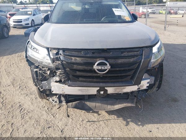 2024 NISSAN PATHFINDER PLATINUM FWD — I6