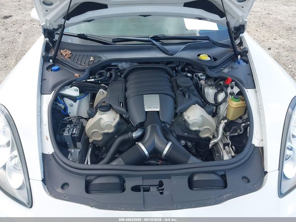 2012 PORSCHE PANAMERA 4