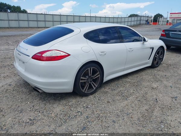 2012 PORSCHE PANAMERA 4
