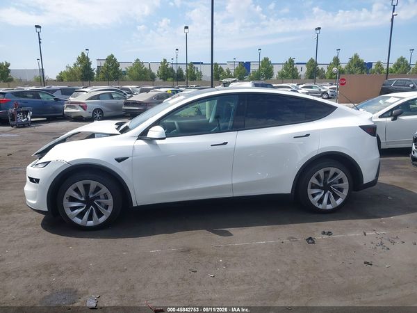 2026 TESLA MODEL Y