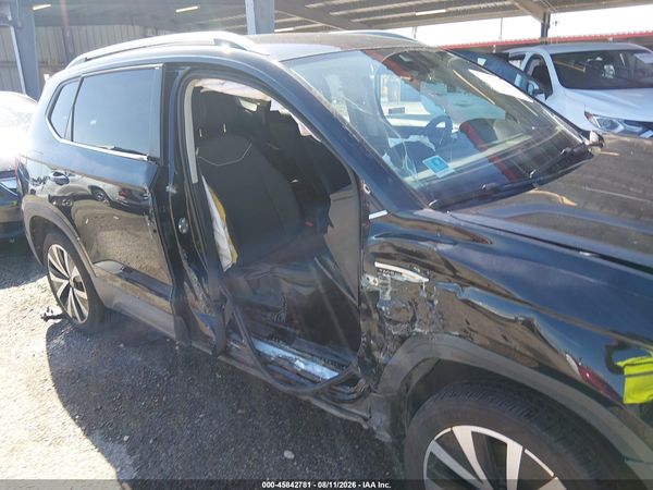 2024 VOLKSWAGEN TAOS 1.5T SE — I6
