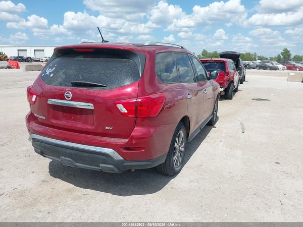 2018 NISSAN PATHFINDER SV — I4