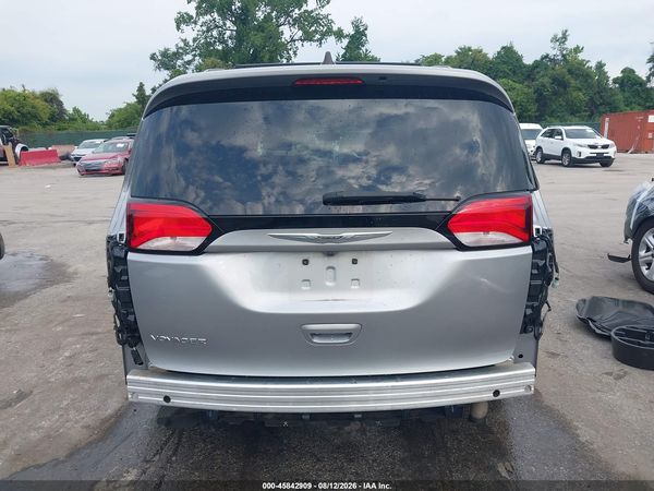 2021 CHRYSLER VOYAGER LXI