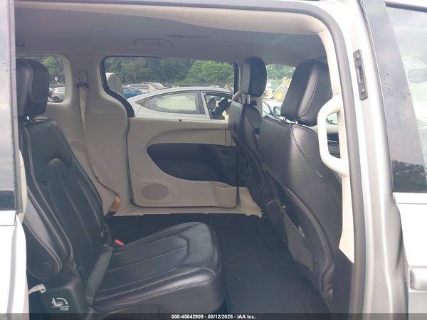 2021 CHRYSLER VOYAGER LXI