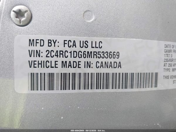 2021 CHRYSLER VOYAGER LXI