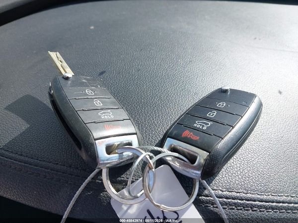 2019 KIA SORENTO 2.4L LX