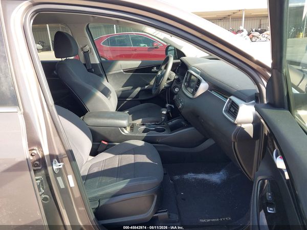 2019 KIA SORENTO 2.4L LX