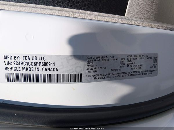 2023 CHRYSLER VOYAGER LX