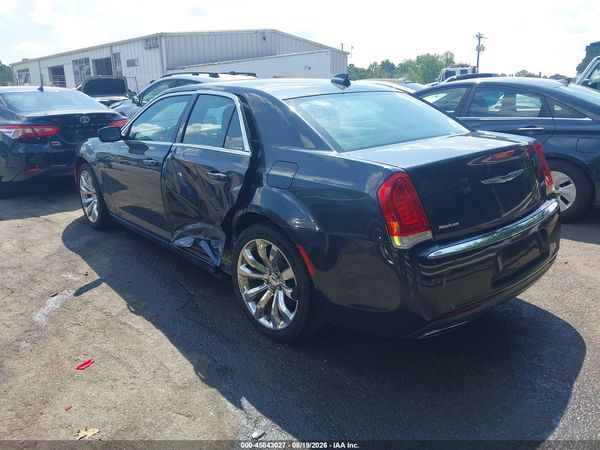2016 CHRYSLER 300 LIMITED