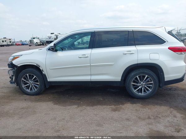 2019 TOYOTA HIGHLANDER XLE